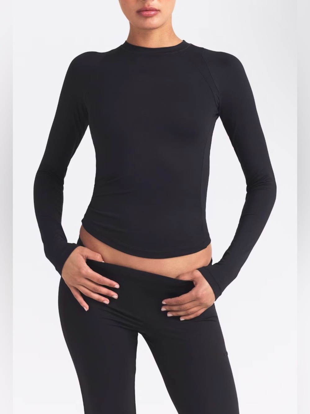 Nike Skims Airy Women’s Black Long Sleeve Crew Neck Top Size Small